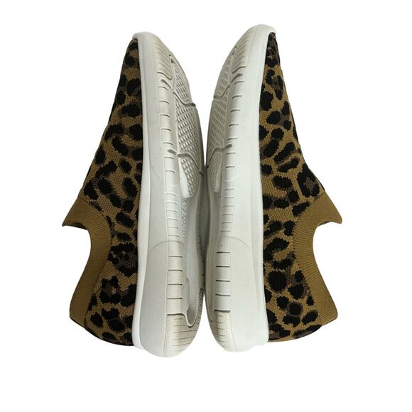 Blondo Karen Waterproof  Animal Print Slip-On Sneaker Size 6.5 Mediumkk - Picture 3 of 8